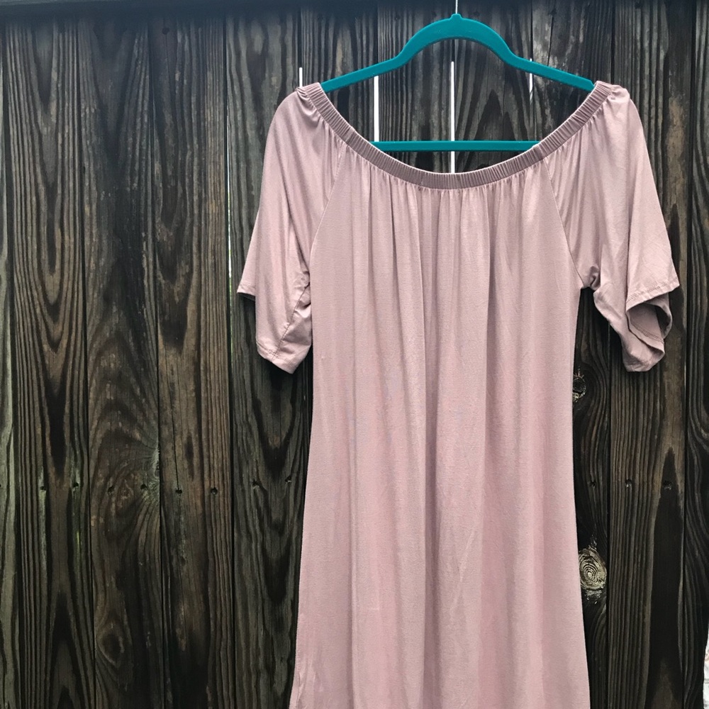 Off the shoulder mauve dress - Picture 1 of 3